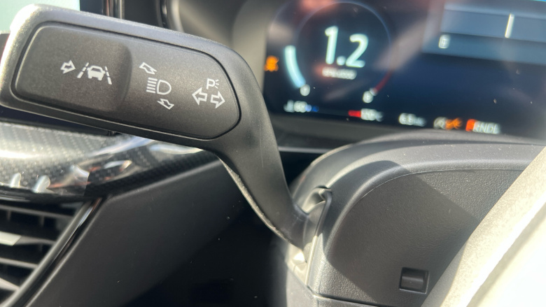 Ford Focus 1.0 EcoBoost Hybrid mHEV 155 ST-Line X Ed 5dr Auto Petrol Hatchback